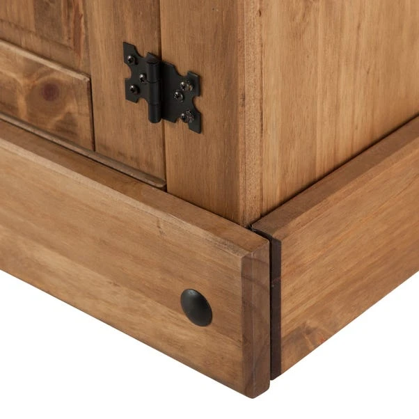 Corona 4 Door Wardrobe, Pine 13 Corona 4 Door Wardrobe, Pine - Image 11