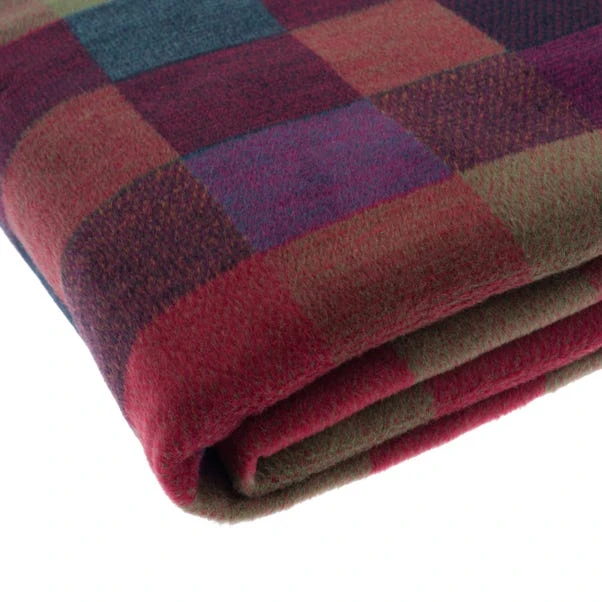 Super Soft Textured Check Multicoloured Throw 6 Super Soft Textured Check Multicoloured Throw - Image 4