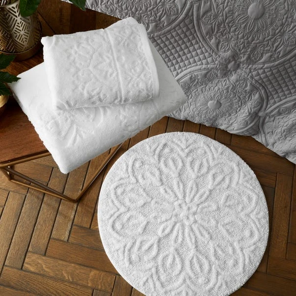 Mandalay White 100% Recycled Cotton Bath Mat 5 Mandalay White 100% Recycled Cotton Bath Mat - Image 3