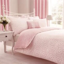 Annie Pink Reversible Duvet Cover And Pillowcase Set 23 Annie Pink Reversible Duvet Cover And Pillowcase Set -Home Luxe Studio 30213259
