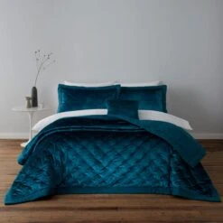 Valentina Velvet Bedspread 7 Valentina Velvet Bedspread -Home Luxe Studio 30274739
