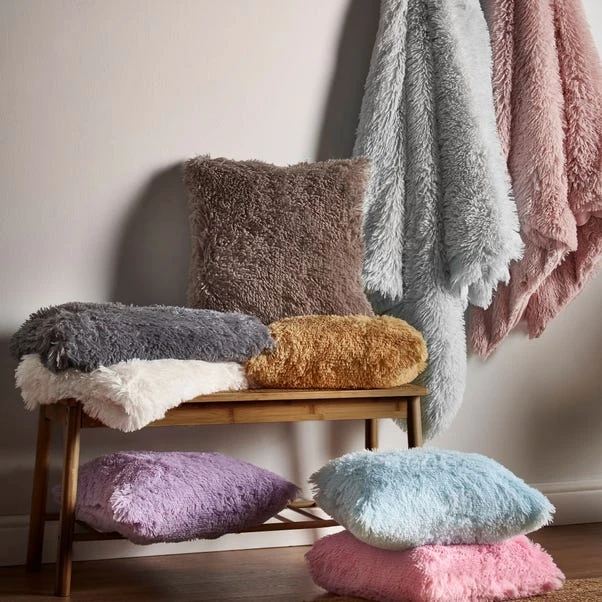 Catherine Lansfield Cuddly Deep Pile Throw 13 Catherine Lansfield Cuddly Deep Pile Throw - Image 11