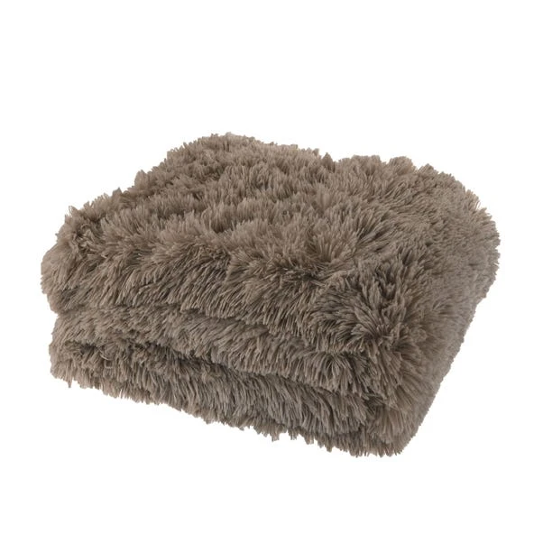 Catherine Lansfield Cuddly Deep Pile Throw 6 Catherine Lansfield Cuddly Deep Pile Throw - Image 4