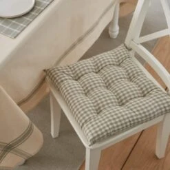 Gingham Check 9 Stitch Sage Seat Pad