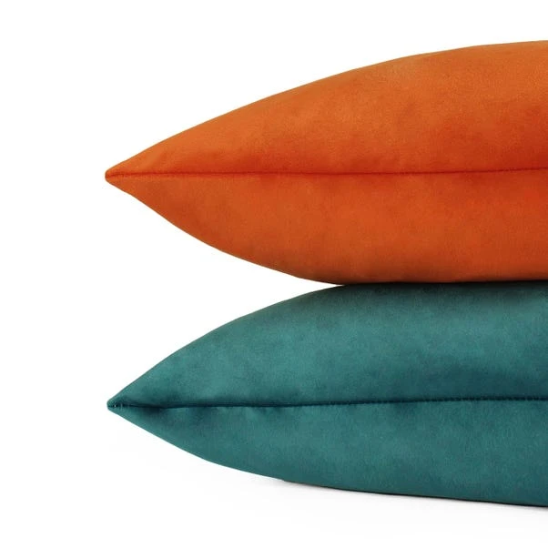 Evans Lichfield Opulent Velvet 2 Pack Cushions 9 Evans Lichfield Opulent Velvet 2 Pack Cushions - Image 7