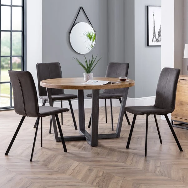Brooklyn 4 Seater Round Dining Table With 4 Monroe Chairs, Solid Oak 3 Brooklyn 4 Seater Round Dining Table With 4 Monroe Chairs, Solid Oak