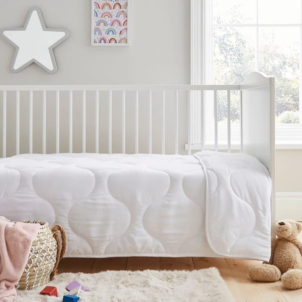 Fogarty Little Sleepers Perfectly Washable 4 Tog Summer Cot Bed Duvet 3 Fogarty Little Sleepers Perfectly Washable 4 Tog Summer Cot Bed Duvet