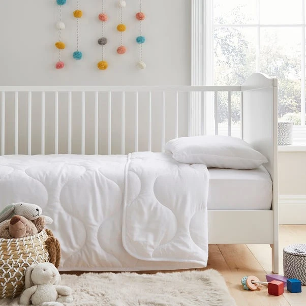 Fogarty Little Sleepers Perfectly Washable 4 Tog Summer Cot Bed Duvet, Pillow & Mattress Protector Set 3 Fogarty Little Sleepers Perfectly Washable 4 Tog Summer Cot Bed Duvet, Pillow & Mattress Protector Set