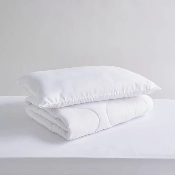 Fogarty Little Sleepers Perfectly Washable 4 Tog Summer Cot Bed Duvet, Pillow & Mattress Protector Set 5 Fogarty Little Sleepers Perfectly Washable 4 Tog Summer Cot Bed Duvet, Pillow & Mattress Protector Set - Image 3