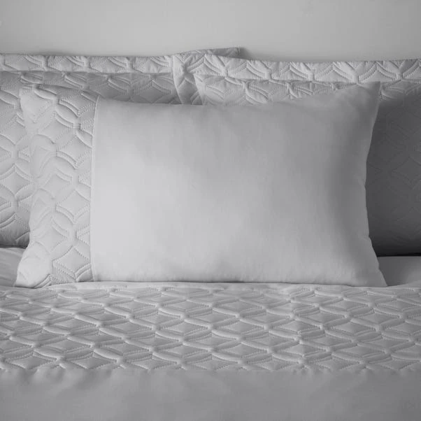 Skyler Duvet Cover And Pillowcase Set 9 Skyler Duvet Cover And Pillowcase Set - Image 7