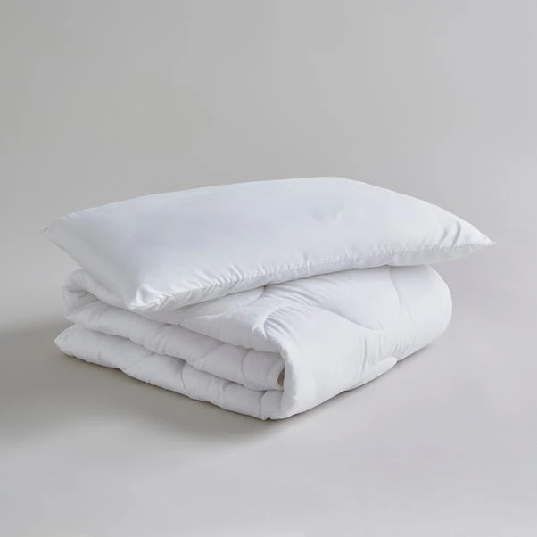 Fogarty Little Sleepers Anti-Allergy 4 Tog All Seasons Cot Bed Duvet & Pillow Set 5 Fogarty Little Sleepers Anti-Allergy 4 Tog All Seasons Cot Bed Duvet & Pillow Set - Image 3