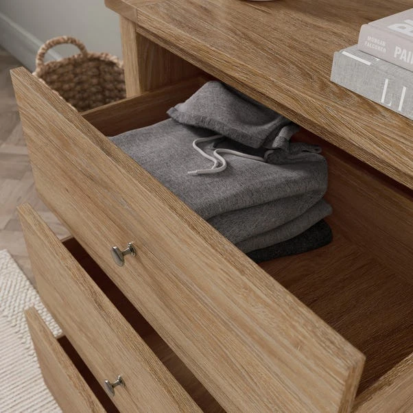 Olney 3 Drawer Chest 19 Olney 3 Drawer Chest - Image 17