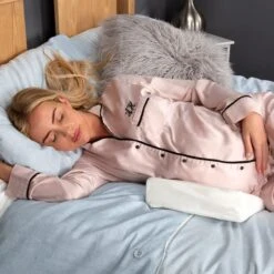 Mother&Baby Organic Cotton Side Sleeper V-Shape Pregnancy Support Pillow & Wedge Set -Home Luxe Studio 30844342 alt02