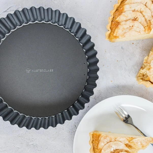 MasterClass Non Stick Extra Deep Fluted Flan Tin 25cm 7 MasterClass Non Stick Extra Deep Fluted Flan Tin 25cm - Image 5