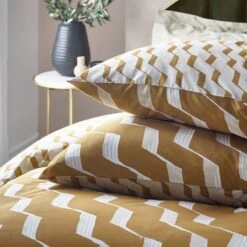 HÖEM Zabine Cotton Rich Duvet Cover & Pillowcase Set, Mustard 12 HÖEM Zabine Cotton Rich Duvet Cover & Pillowcase Set, Mustard -Home Luxe Studio 30856105 alt06