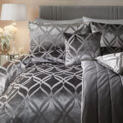 Belfort Duvet Cover And Pillowcase Set 27 Belfort Duvet Cover And Pillowcase Set -Home Luxe Studio 30858533 alt01