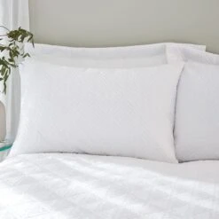 Parisa Duvet Cover & Pillowcase Set 29 Parisa Duvet Cover & Pillowcase Set -Home Luxe Studio 30860943 alt04