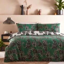 Furn. Wildcat Duvet Cover And Pillowcase Set Jungle Green -Home Luxe Studio 30877034