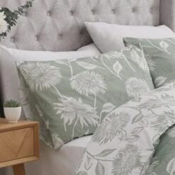 Dreams And Drapes Chrysanthemum Reversible Duvet Cover And Pillowcase Set -Home Luxe Studio 30888394 alt01