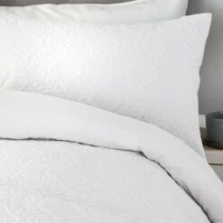 Serene Gianna White Duvet Cover And Pillowcase Set 15 Serene Gianna White Duvet Cover And Pillowcase Set -Home Luxe Studio 30888744 alt01