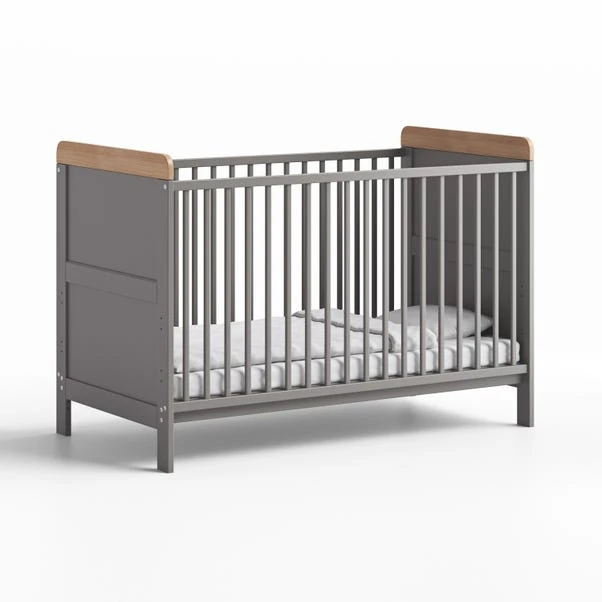 Little Acorns Classic Oak Effect Cot Bed 11 Little Acorns Classic Oak Effect Cot Bed - Image 9