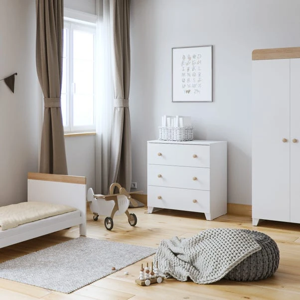 Little Acorns Classic Oak Effect Cot Bed 8 Little Acorns Classic Oak Effect Cot Bed - Image 6