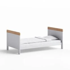 Little Acorns Classic Oak Effect Cot Bed And 3 Drawer Chest Nursery Set -Home Luxe Studio 30892457 alt03