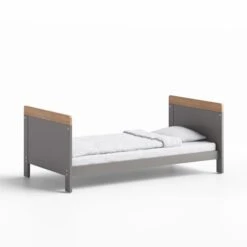 Little Acorns Classic Oak Effect Cot Bed And 3 Drawer Chest Nursery Set -Home Luxe Studio 30892460 alt03