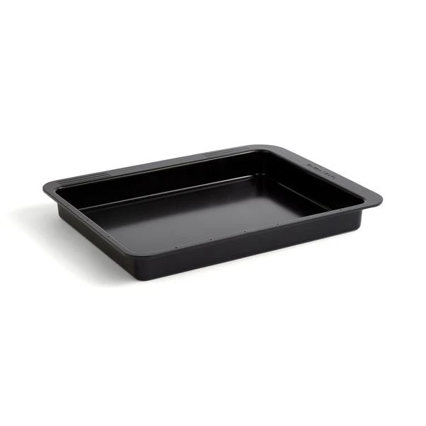 Heavy Gauge Non-stick Tray Bake, 30cm 5 Heavy Gauge Non-stick Tray Bake, 30cm - Image 3