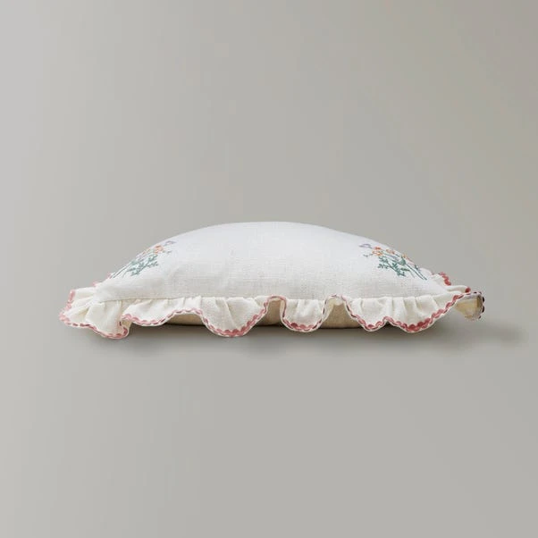 Primrose Floral Ruffle Edge Rectangular Cushion 6 Primrose Floral Ruffle Edge Rectangular Cushion - Image 4