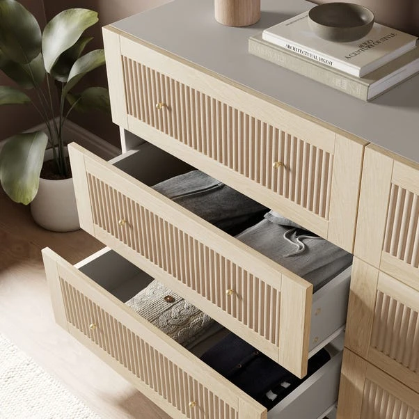 Maeva 6 Drawer Chest, Light Oak Effect 5 Maeva 6 Drawer Chest, Light Oak Effect - Image 3