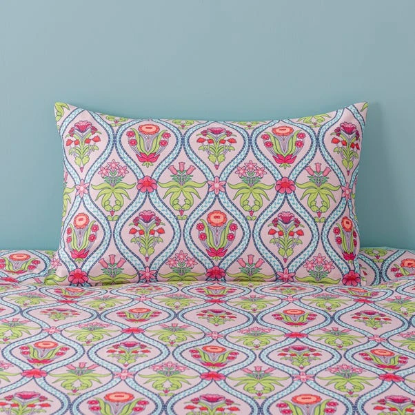 Tulip Bouquet Duvet Cover & Pillowcase Set 22 Tulip Bouquet Duvet Cover & Pillowcase Set - Image 20