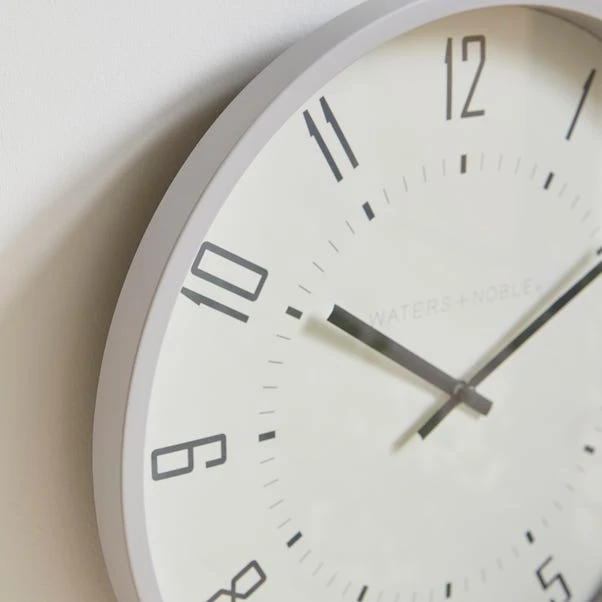 Malmo Round Wall Clock 4 Malmo Round Wall Clock - Image 2