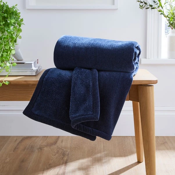 Cosy Chenille Throw 130x180cm 8 Cosy Chenille Throw 130x180cm - Image 6