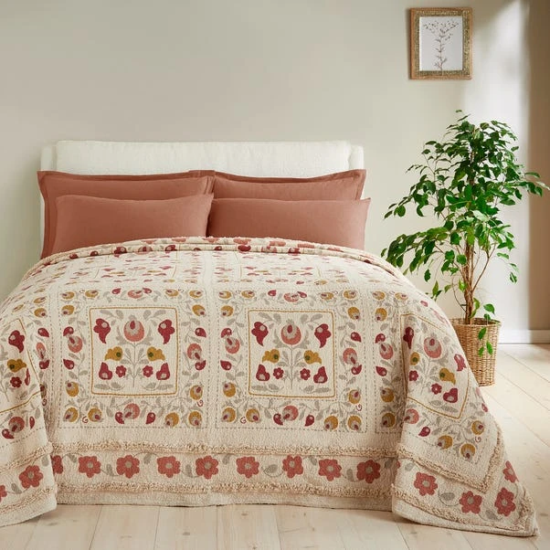 Churchgate Morcott Tufted Matelassé Bedspread 3 Churchgate Morcott Tufted Matelassé Bedspread