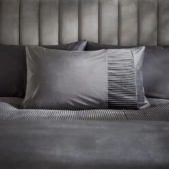 Liliana Pleated Luxury Velvet Duvet Cover And Pillowcase Set 27 Liliana Pleated Luxury Velvet Duvet Cover And Pillowcase Set -Home Luxe Studio 30901219 alt01