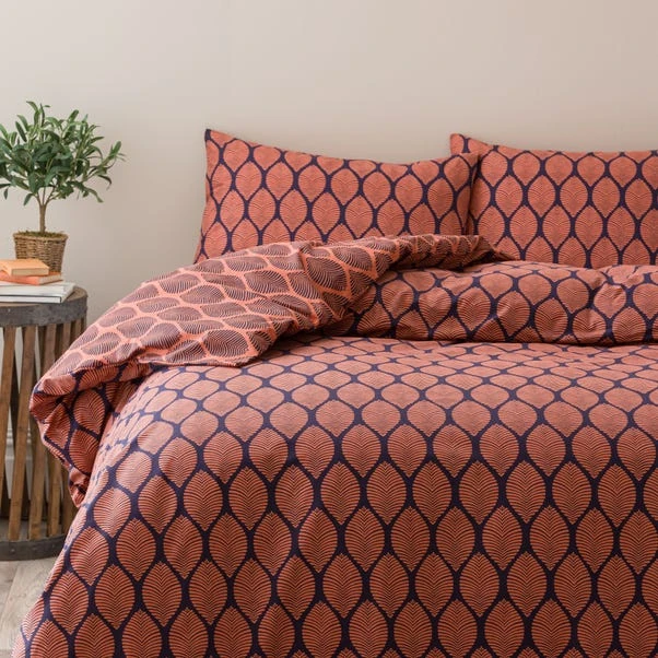 Rehan Leaves Duvet Cover & Pillowcase Set 5 Rehan Leaves Duvet Cover & Pillowcase Set - Image 3