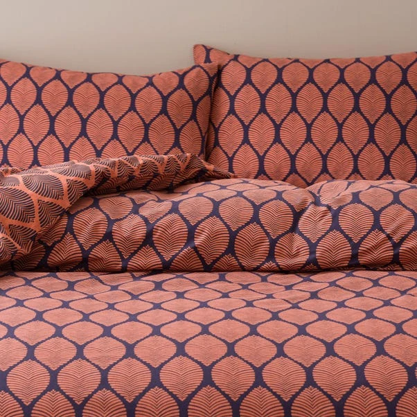 Rehan Leaves Duvet Cover & Pillowcase Set 6 Rehan Leaves Duvet Cover & Pillowcase Set - Image 4