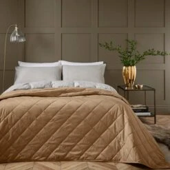 Castleton Bedspread 40 Castleton Bedspread -Home Luxe Studio 30901603