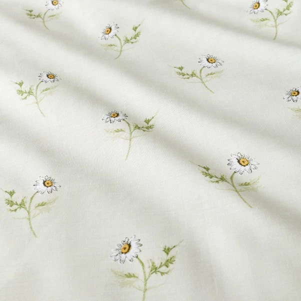 Penella Primrose Red Duvet Cover And Pillowcase Set 14 Penella Primrose Red Duvet Cover And Pillowcase Set - Image 12