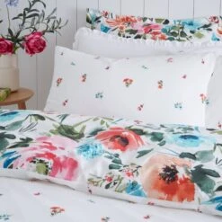 Malin Summer Blooms Multicoloured Duvet Cover And Pillowcase Set 31 Malin Summer Blooms Multicoloured Duvet Cover And Pillowcase Set -Home Luxe Studio 30902401 alt03