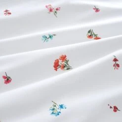 Malin Summer Blooms Multicoloured Duvet Cover And Pillowcase Set 27 Malin Summer Blooms Multicoloured Duvet Cover And Pillowcase Set -Home Luxe Studio 30902596 alt05