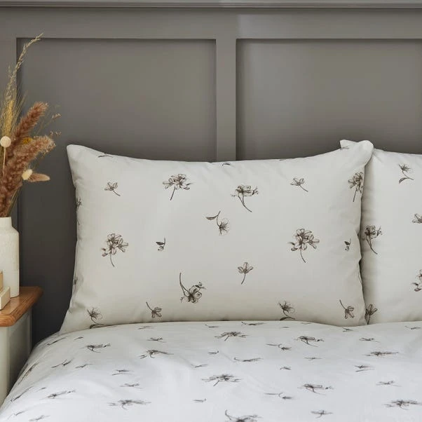 Bridget Etched Floral Natural Duvet Cover And Pillowcase Set 6 Bridget Etched Floral Natural Duvet Cover And Pillowcase Set - Image 4