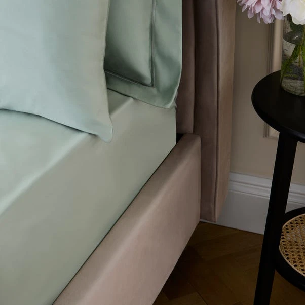 Dorma Egyptian Cotton Sateen 1000 Thread Count Fitted Sheet 13 Dorma Egyptian Cotton Sateen 1000 Thread Count Fitted Sheet - Image 11