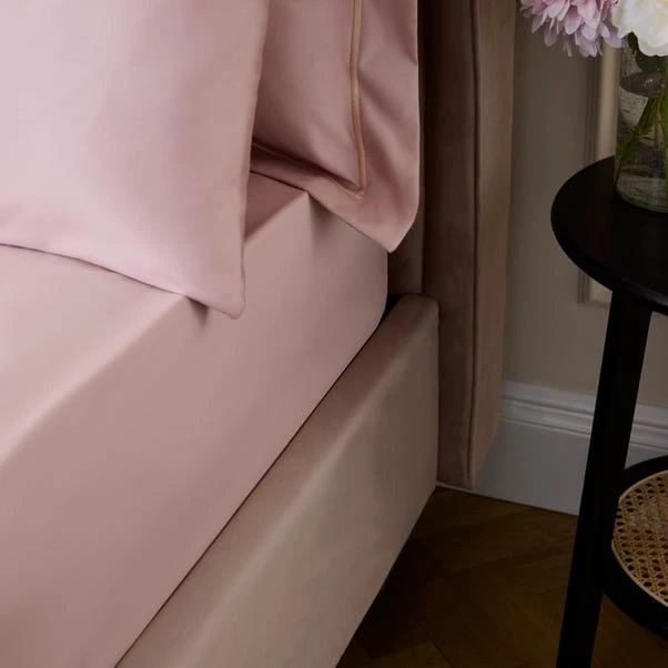 Dorma Egyptian Cotton Sateen 1000 Thread Count Fitted Sheet 4 Dorma Egyptian Cotton Sateen 1000 Thread Count Fitted Sheet - Image 2