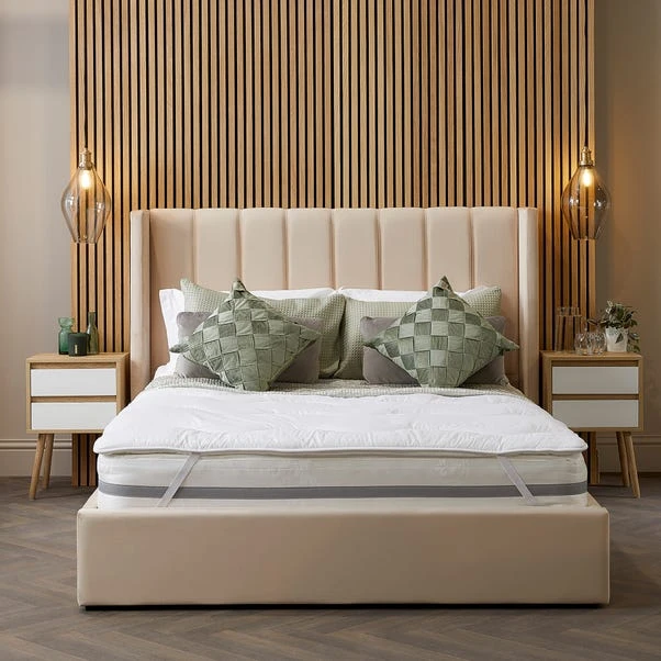 Snuggledown Luxurious Hotel Anti Allergy Mattress Topper 3 Snuggledown Luxurious Hotel Anti Allergy Mattress Topper