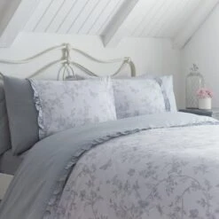 Dreams And Drapes Decorative Kristen Fill Duvet Cover And Pillowcase Set -Home Luxe Studio 30916243 alt01