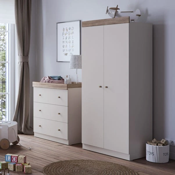 Little Acorns Burlington 3 Drawer Chest And Wardrobe Nursery Set 3 Little Acorns Burlington 3 Drawer Chest And Wardrobe Nursery Set