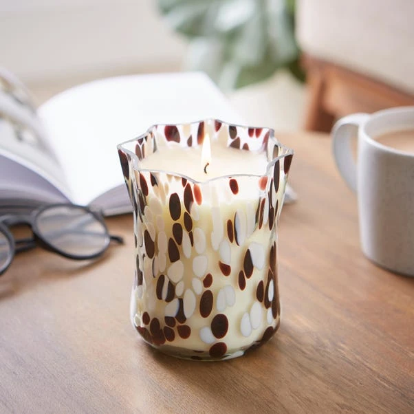 White Flowers & Golden Amber Confetti Candle 3 White Flowers & Golden Amber Confetti Candle