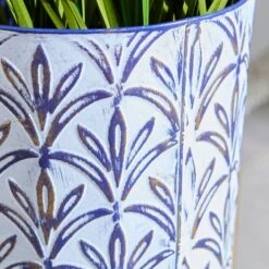 Metal Plant Pot On Gold Stand 9 Metal Plant Pot On Gold Stand -Home Luxe Studio 30925723 alt01